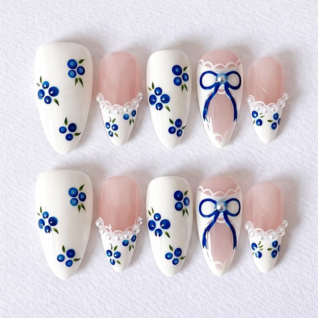 Portia R. - blueberries 🫐 + 1x replacement nail