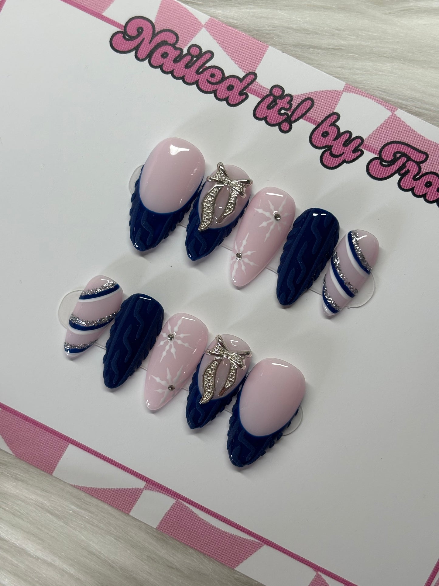 Christmas 06 - Size Medium